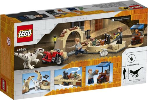 LEGO® Jurassic World™ 76945 Atrociraptor  Motorradverfolgungsjagd1